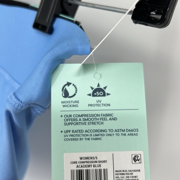 DSG NWT women’s small compression shorts - Picture 3 of 6